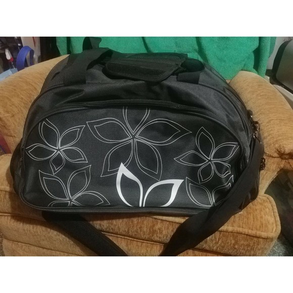 K-Cliffs 20" Fashionable Flowers Pattern Training Duffel sport Bag estate find - Picture 1 of 7